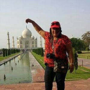 Meet your Posher, Maria